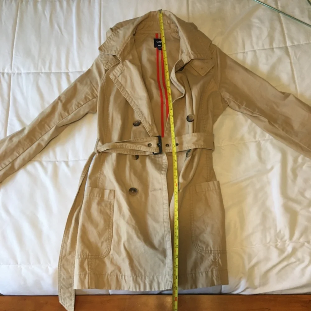 Women’s Gap Trench Coat with hood size M - Picture 9 of 13